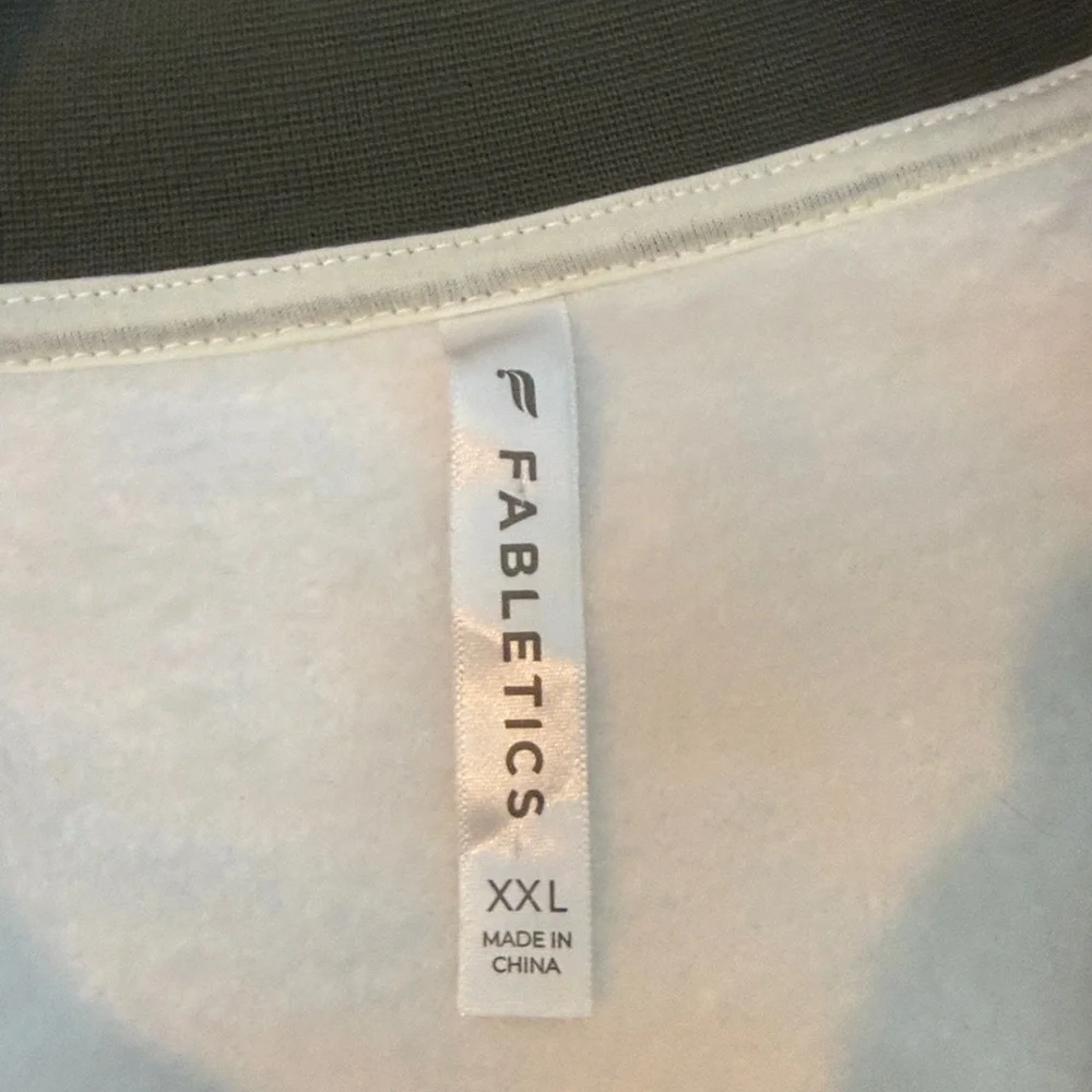Fabletics Catarina Cream and Green Zip Sweatshirt size XXL - Picture 6 of 6
